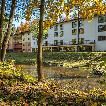 Hotel Mir-Jan Spa Ladek-Zdroj Bagian luar foto