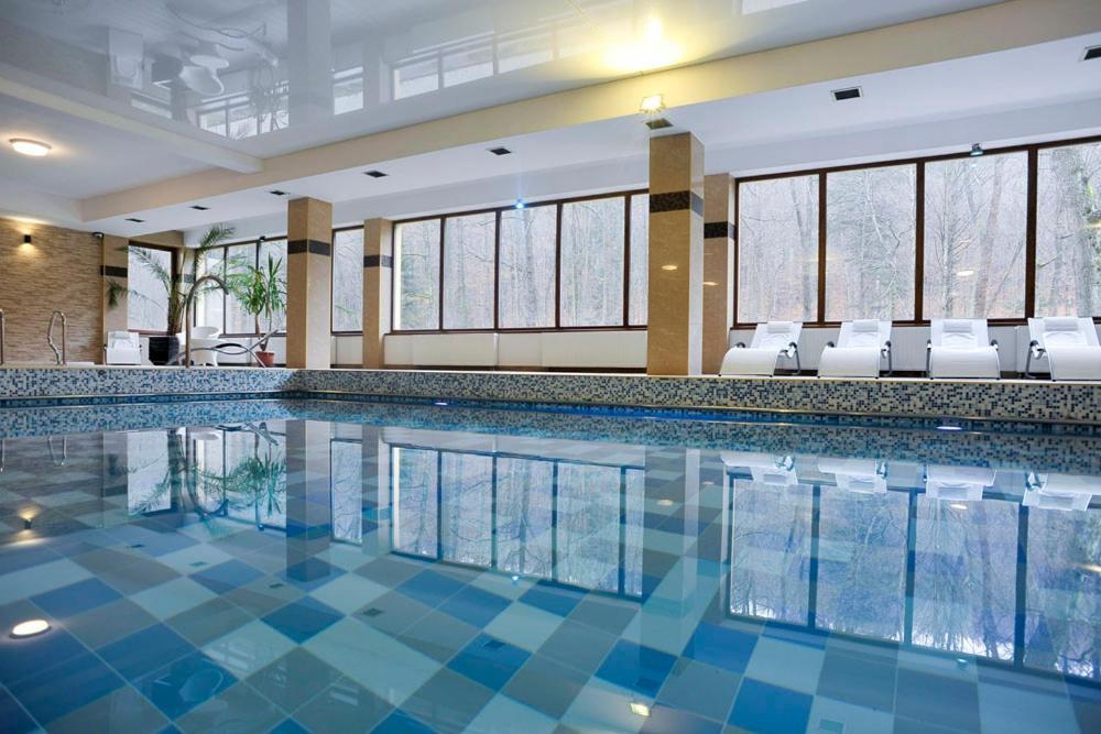 Hotel Mir-Jan Spa Ladek-Zdroj Bagian luar foto