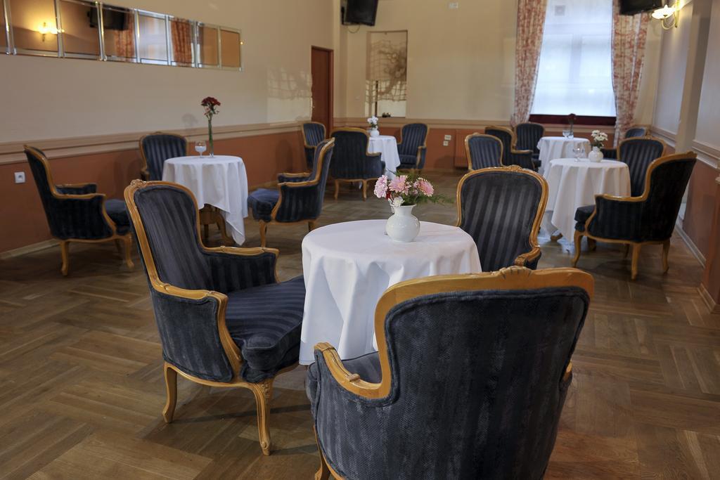 Hotel Mir-Jan Spa Ladek-Zdroj Bagian luar foto