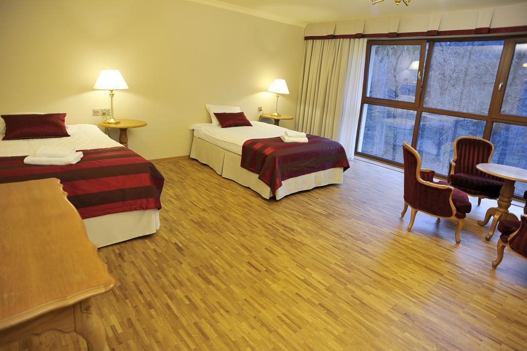 Hotel Mir-Jan Spa Ladek-Zdroj Bagian luar foto