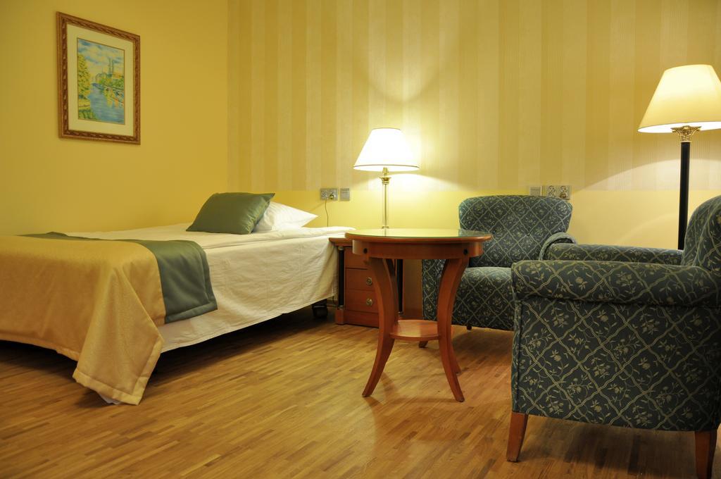 Hotel Mir-Jan Spa Ladek-Zdroj Bagian luar foto