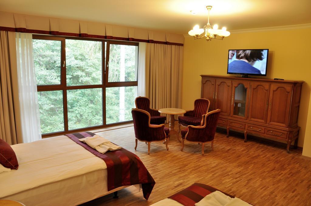 Hotel Mir-Jan Spa Ladek-Zdroj Ruang foto