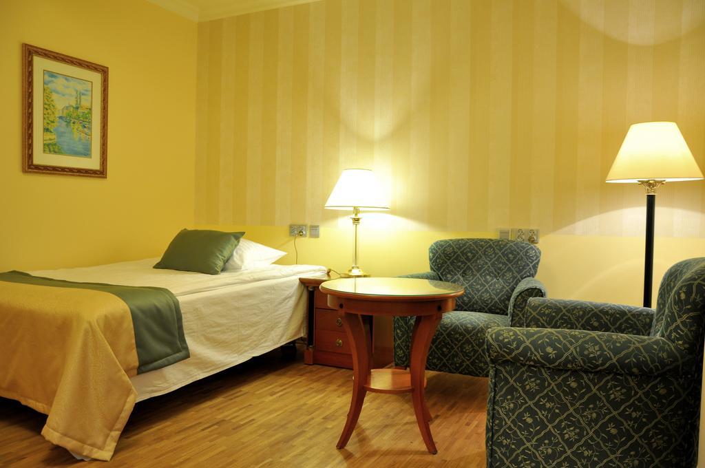 Hotel Mir-Jan Spa Ladek-Zdroj Ruang foto