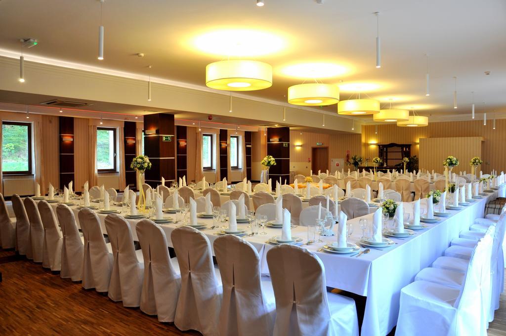 Hotel Mir-Jan Spa Ladek-Zdroj Bagian luar foto