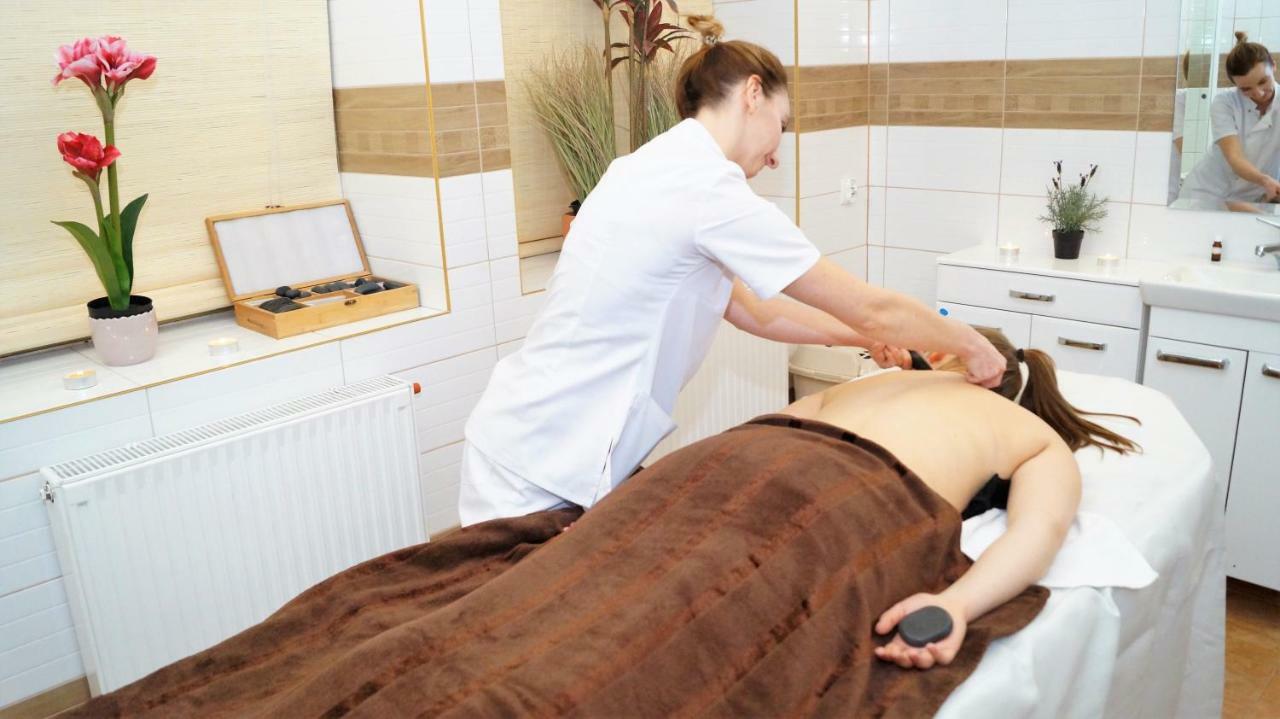 Hotel Mir-Jan Spa Ladek-Zdroj Bagian luar foto